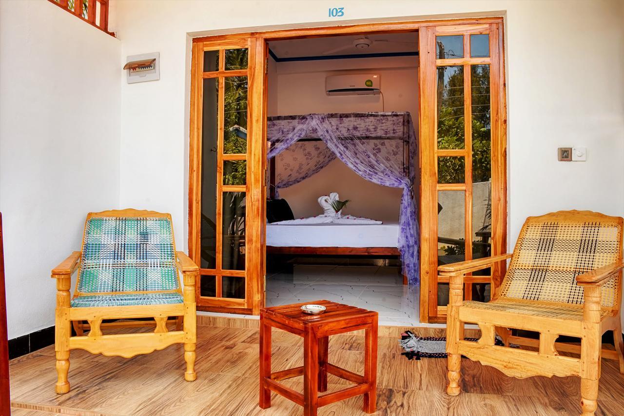 Aqua Blue Hotel Arugam Bay Luaran gambar