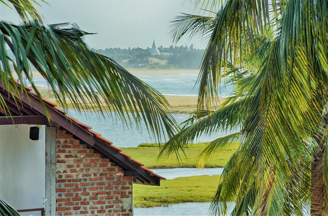 Aqua Blue Hotel Arugam Bay Luaran gambar