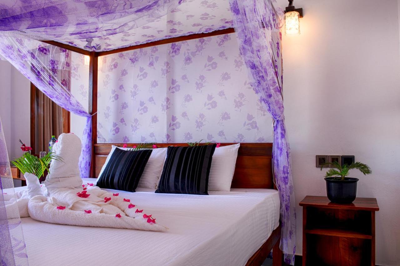 Aqua Blue Hotel Arugam Bay Luaran gambar